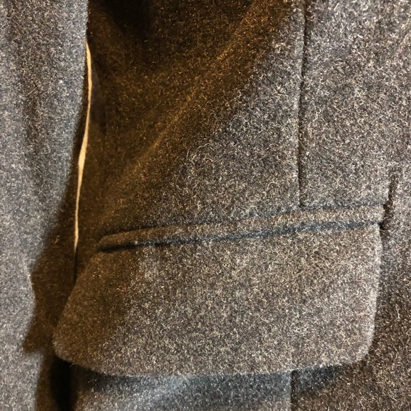 Covington Outerware Long Gray wool blend coat Button front ——with pockets M - Picture 3 of 8